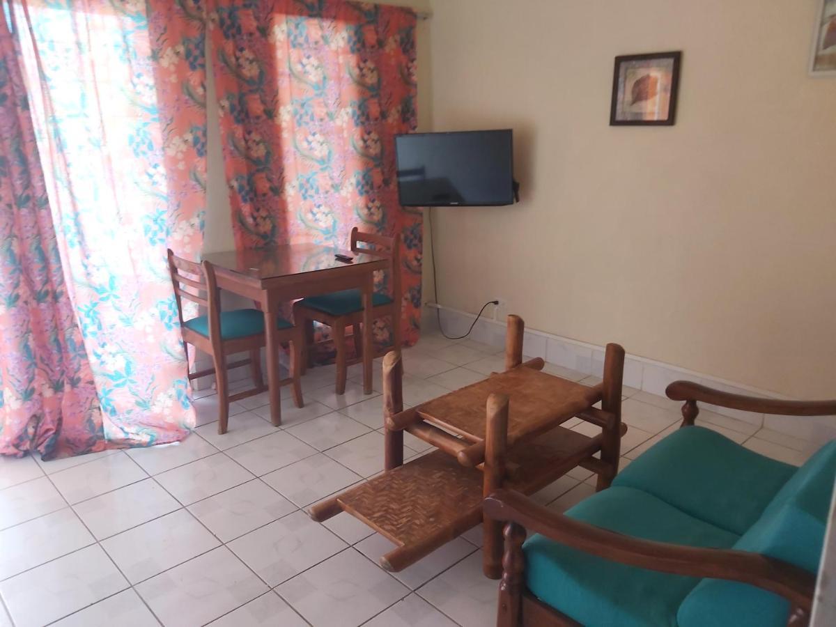 ברידג'טאון Ocean View Apartments מראה חיצוני תמונה