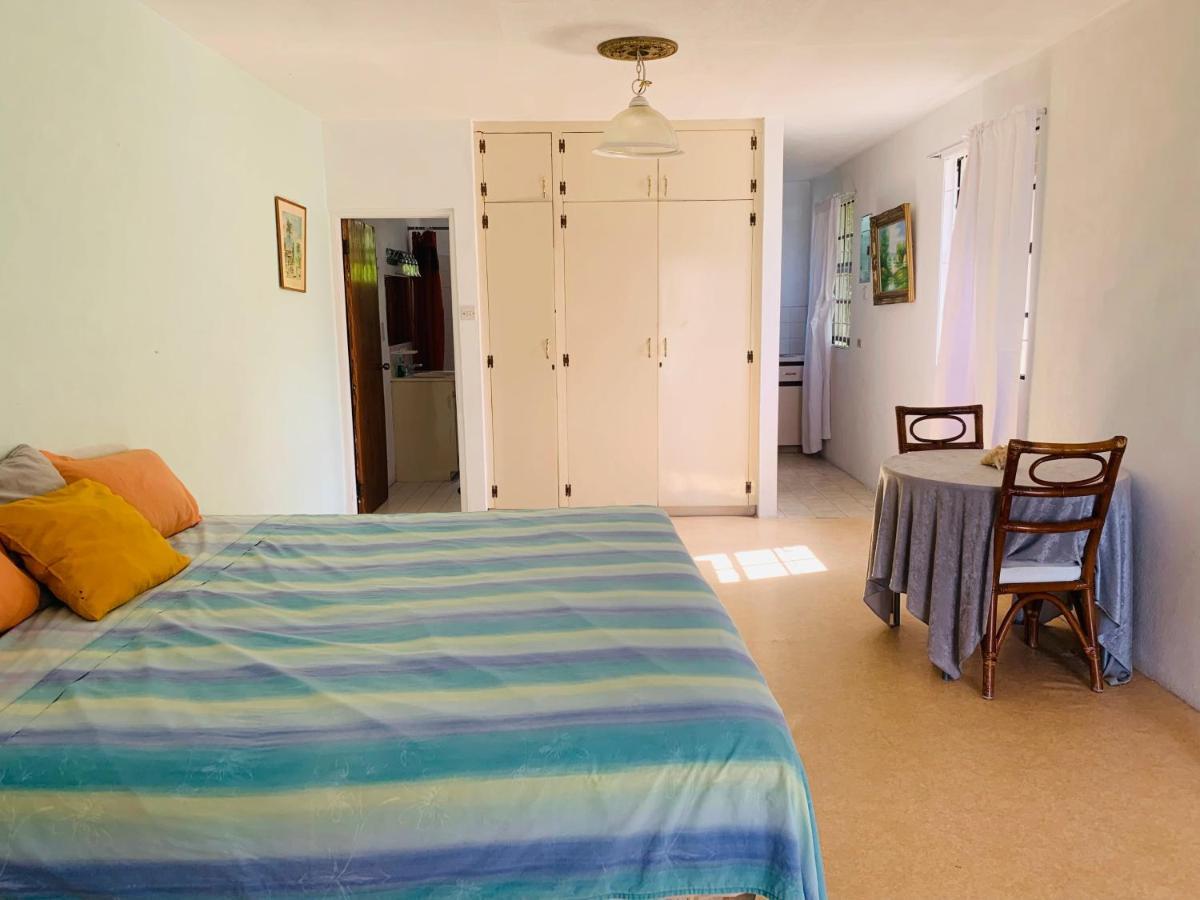 ברידג'טאון Ocean View Apartments מראה חיצוני תמונה