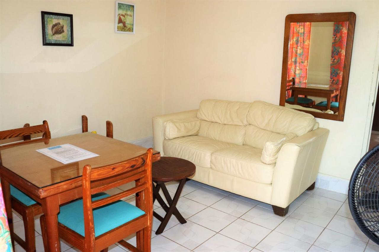 ברידג'טאון Ocean View Apartments מראה חיצוני תמונה