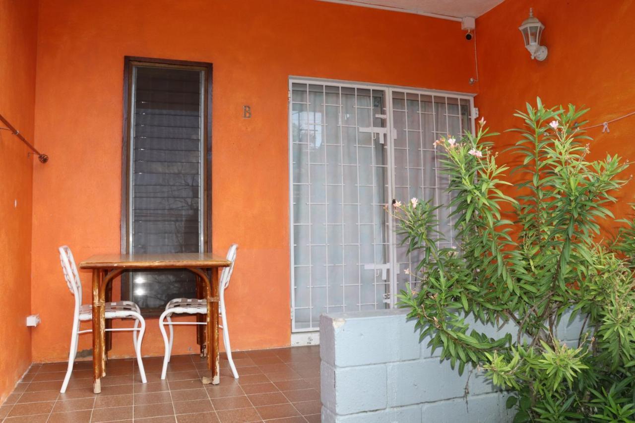 ברידג'טאון Ocean View Apartments מראה חיצוני תמונה