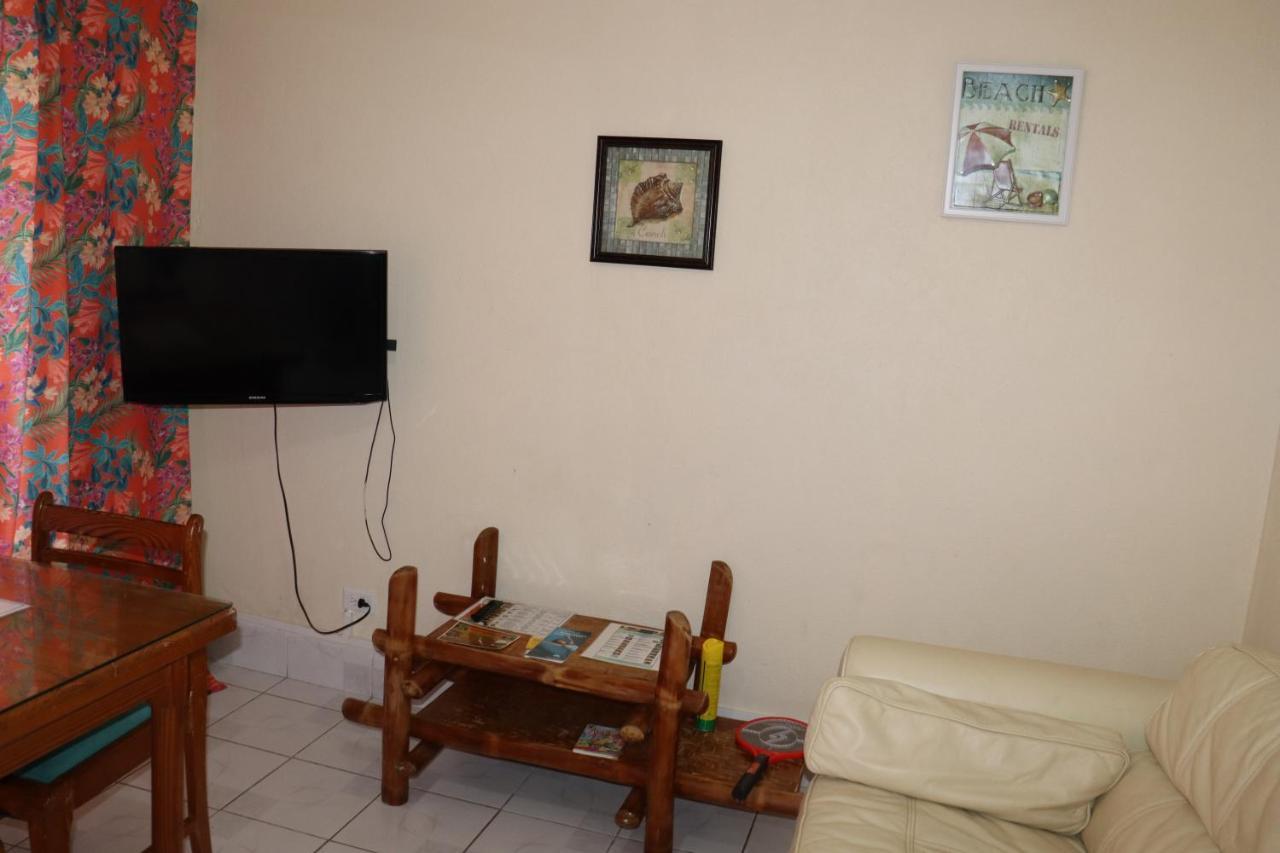 ברידג'טאון Ocean View Apartments מראה חיצוני תמונה
